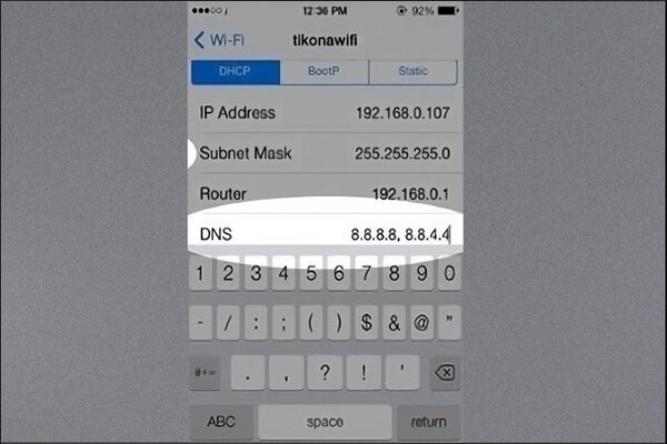Đổi DNS WiFi nhằm sửa lỗi iPhone không thể kết nối WiFi